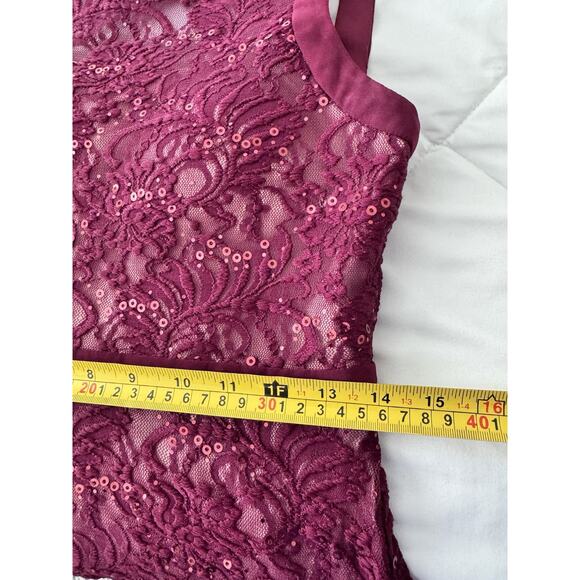 NW Nightway Burgundy Sequins Formal Evening Gown High Low Slight Flare Sz 6 - Picture 7 of 11